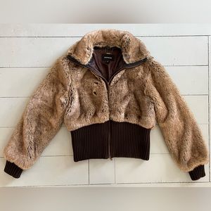 EXPRESS Women’s Faux Fur cropped jacket